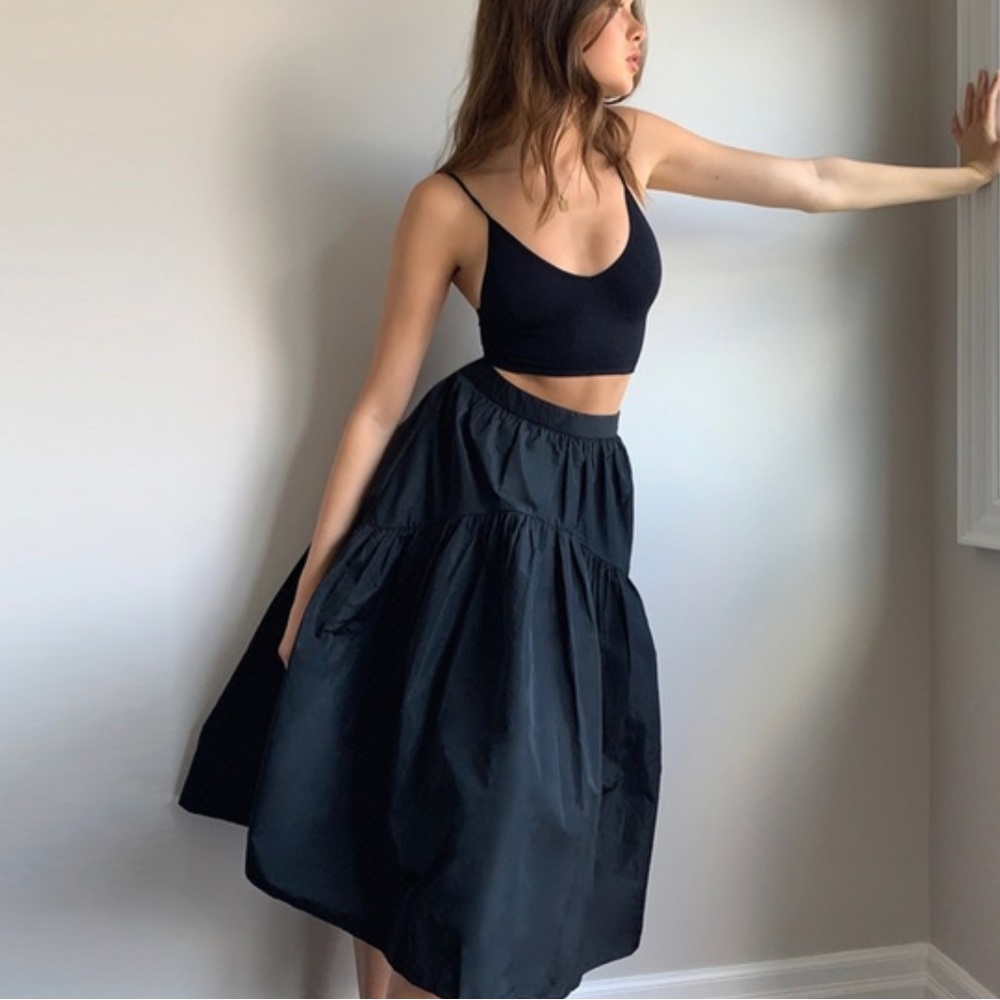 Aritzia Wilfred Fantasy Skirt Size 2